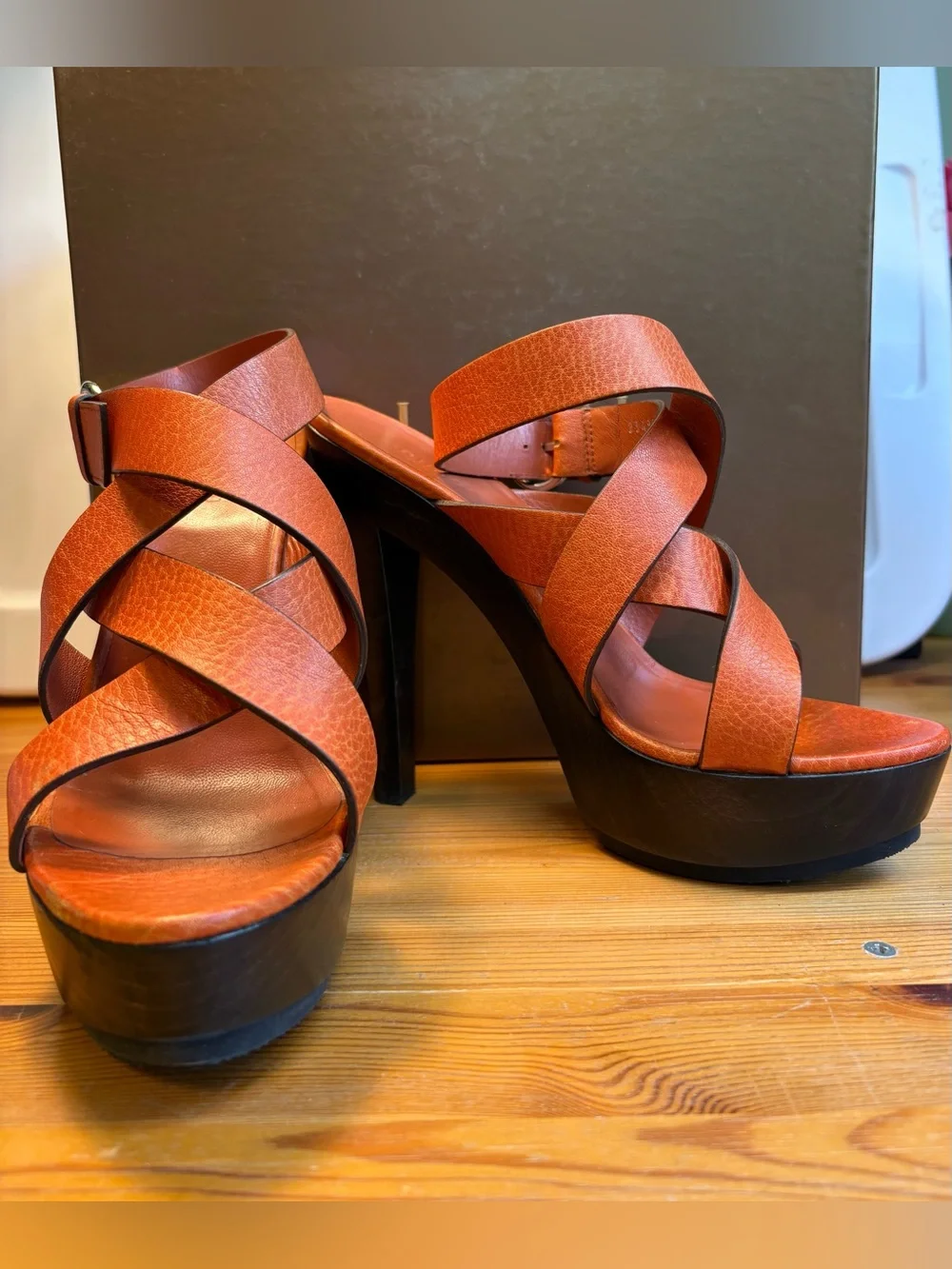 Gucci elegant platform